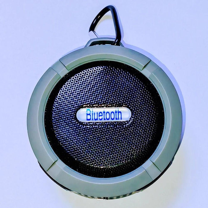 Kannettava Bluetooth-kaiutin imukupilla suihkuun, matkalle ja ulkoiluun