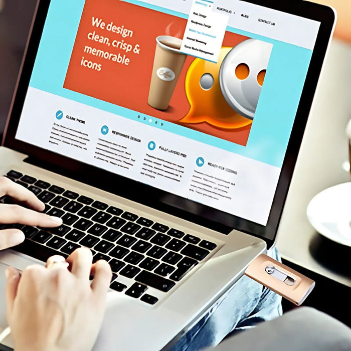 3-in-1 USB-muistitikku nopealla siirrolla ja laajalla yhteensopivuudella