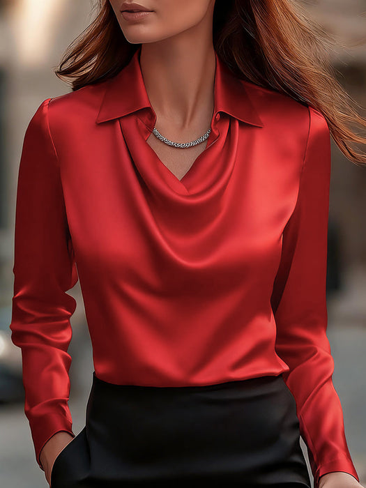 Satinbluse til kvinder med draperet halsudskæring – Elegant og velplejet