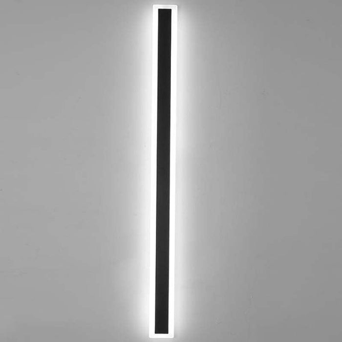 LumiLine Buitenlamp – Minimalistisch Design met Warm Licht