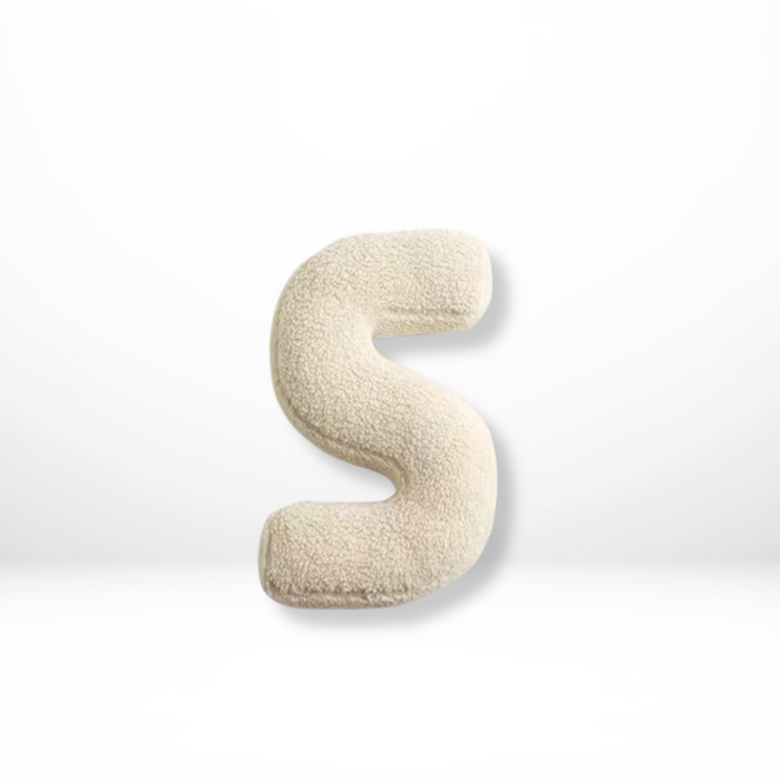Dekorativ alfabetpude med fløjlsstruktur til boligindretning