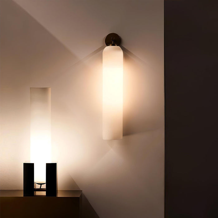 Cilindrische Glazen Wandlamp met Luxe Afwerking – Decoratieve LED Sconce voor Modern Interieur