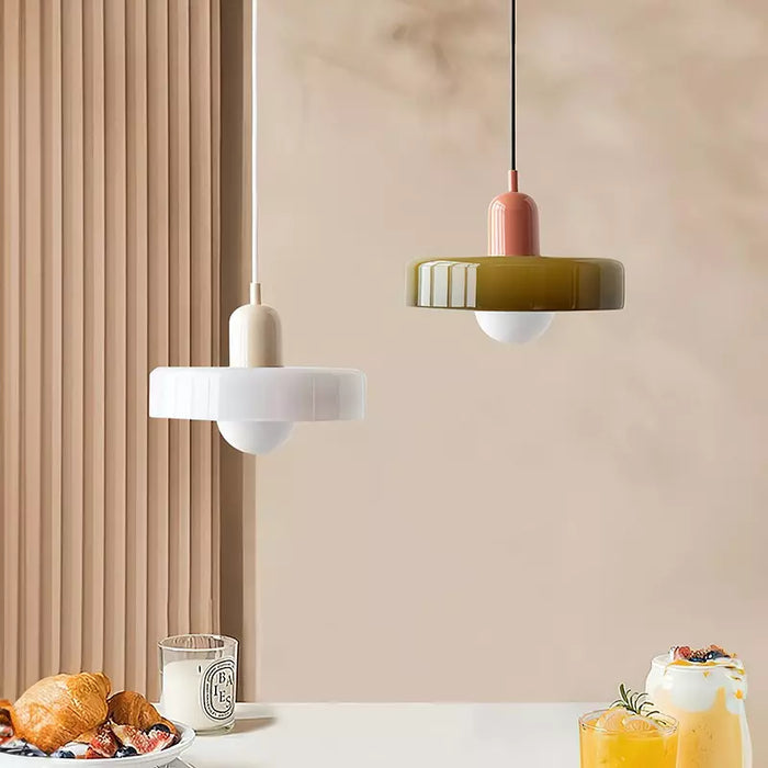 Bauhaus Design Pendellamp van Glas – Artistiek, Modern en Tijdloos