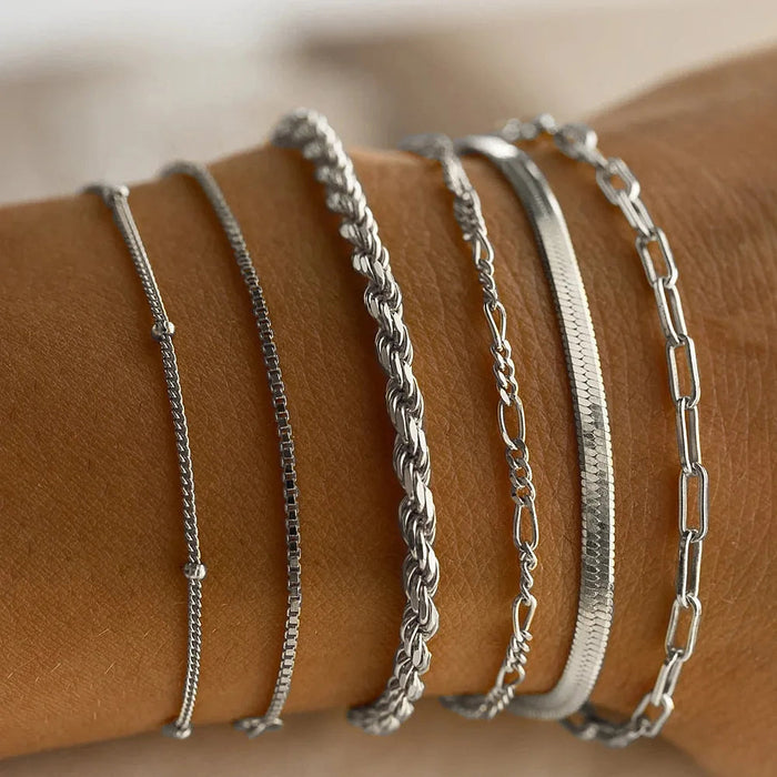 Ensemble de bracelets pour femmes avec design à maillons – Bracelets superposés tendance pour un usage quotidien