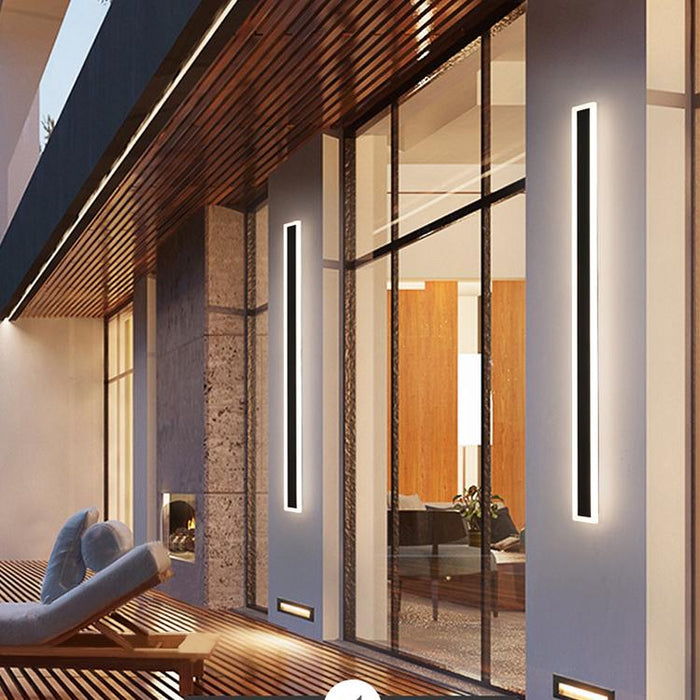 LumiLine Buitenlamp – Minimalistisch Design met Warm Licht