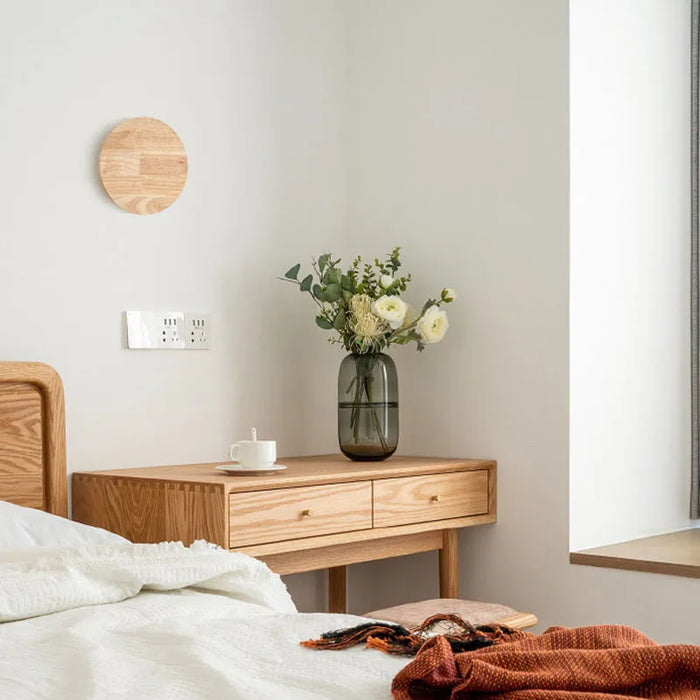 Scandinavische Houten Wandlamp met Warm Licht en Minimalistisch Design
