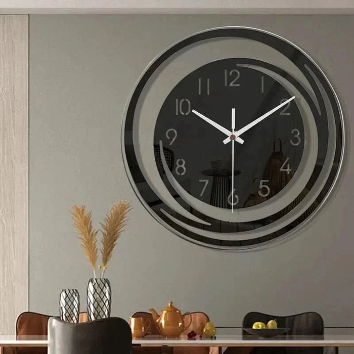 Moderni seinäkello minimalistisella ympyräkuviolla ja hiljaisella koneistolla