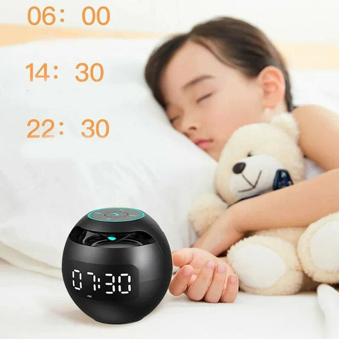 Bluetooth-herätyskellokaiutin LED-yövalolla ja digitaalisella kellolla makuuhuoneeseen