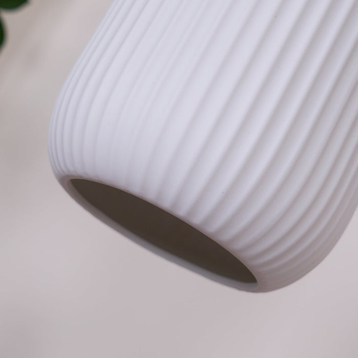 Keramische Hanglamp met Geribbeld Design en Houten Details voor Sfeervolle Verlichting