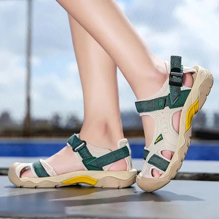 Unisex utendørssandaler med dempende såle og justerbare stropper