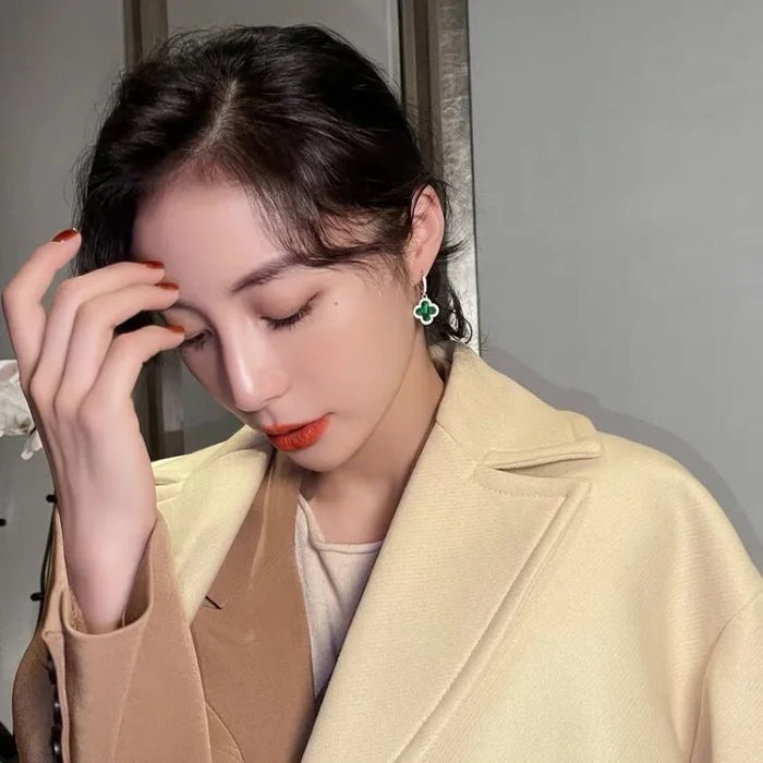 Geluks Klaverblad Oorbellen – Elegant en Tijdloos