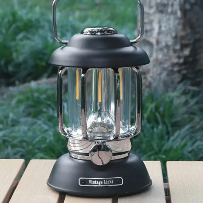 Retro Camping Lantaarn met LED Technologie – Handig en Duurzaam